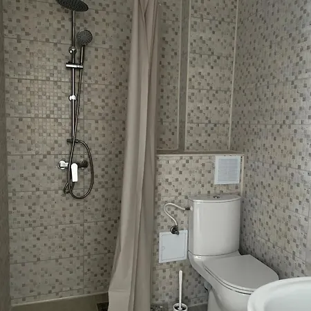 Lemon בית הארחה